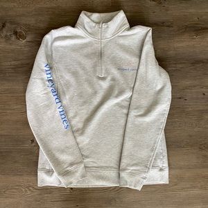 Vinyeard Vines Pullover